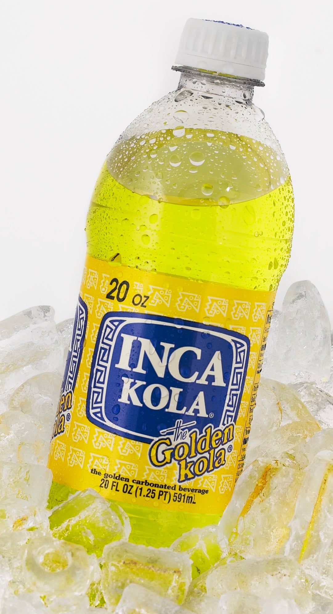 Cans of Inca Kola brand soda in the Jackson Heights neighborhood in Queens  in New York on Saturday, September 17, 2016. Originally from Peru, it is  bottled and sold in a number, image size:1081x1992